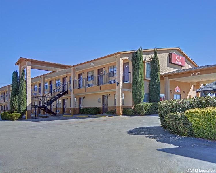 Super 8 by Wyndham Decatur Texas