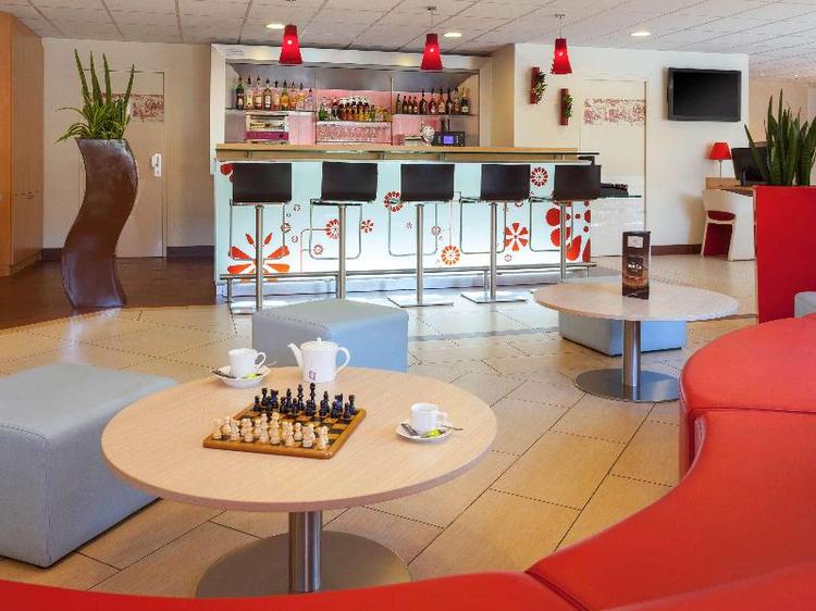 ibis Jouy en Josas Velizy