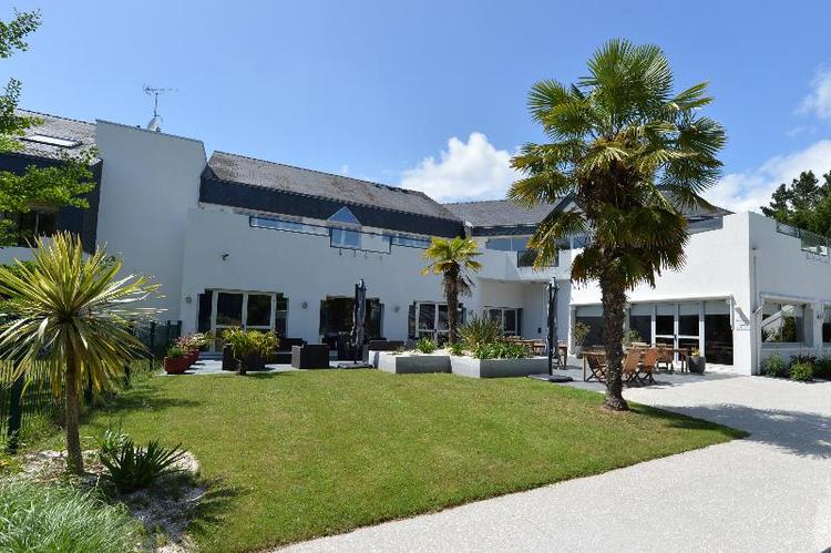 Hôtel du Golf Saint-Laurent,The Originals Relais