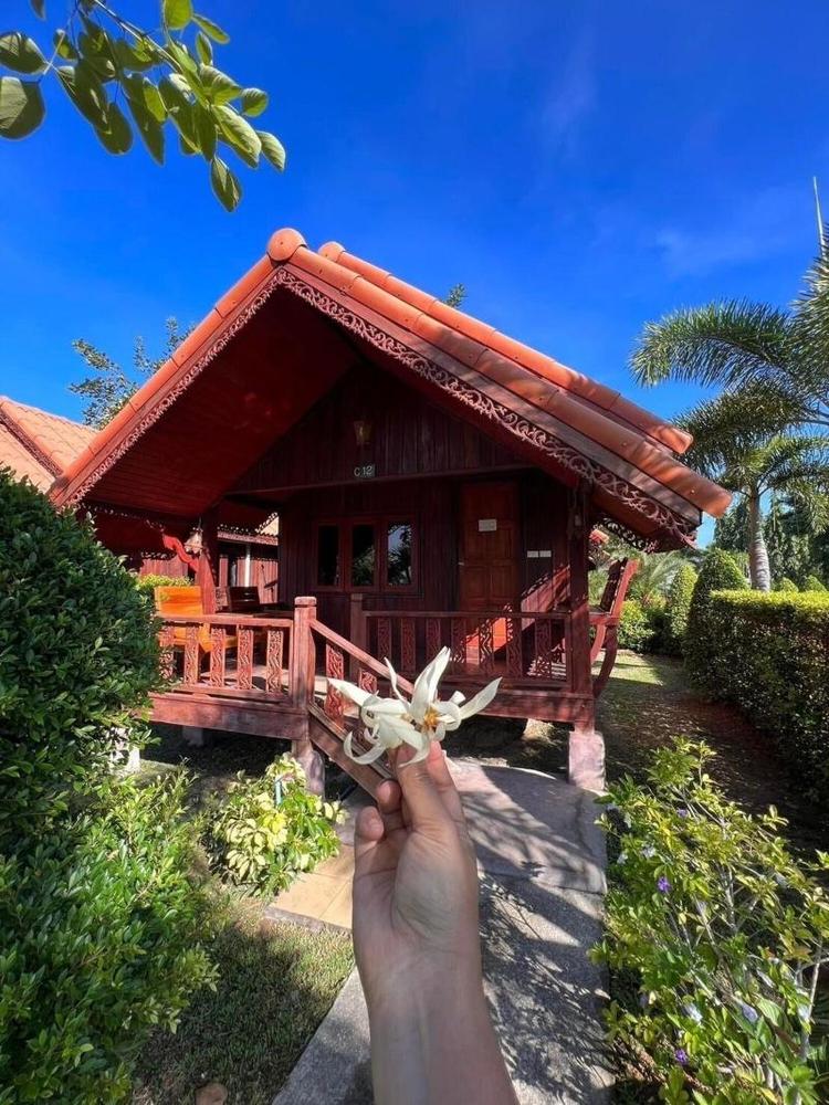 Diamond Beach Resort