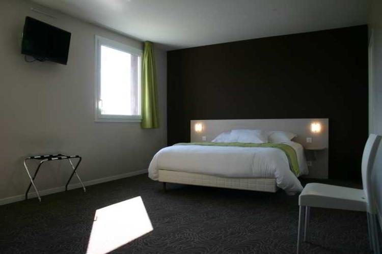 Brit Hotel L'Adresse
