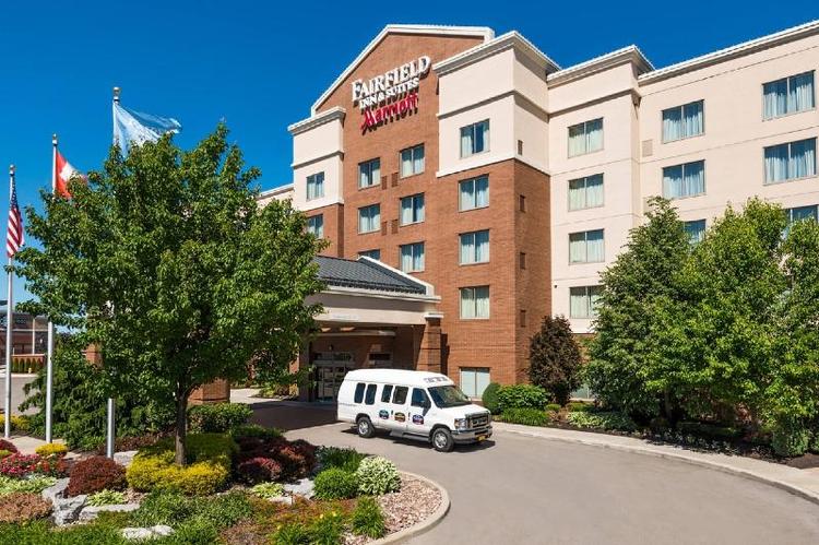 Fairfield Inn & Suites Buffalo Airport