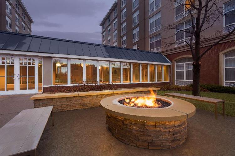 Country Inn & Suites by Radisson, Bloomington at M