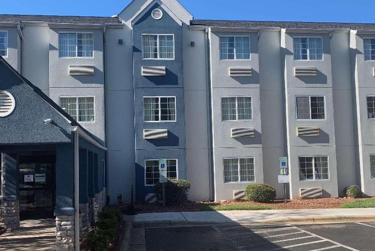 Microtel Inn & Suites By Wyndham Charlotte Airpor