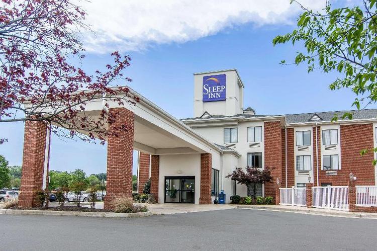 Spark by Hilton Fredericksburg Southpoint