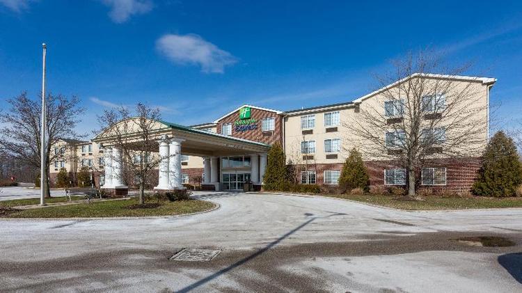 Holiday Inn Express Hotel & Suites Ashtabula-Genev