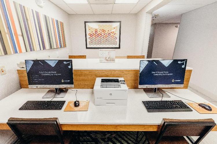 Holiday Inn Express Atlanta NE - I-85 Clairmont