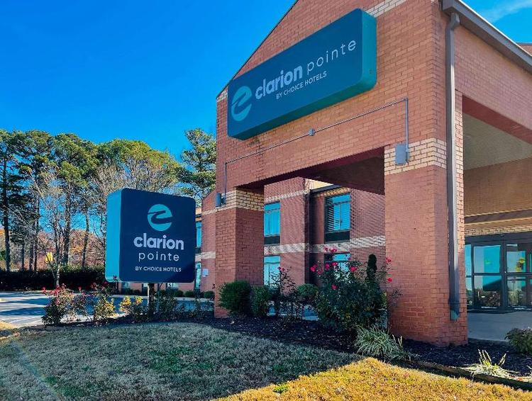 Clarion Pointe Atlanta Airport College Park