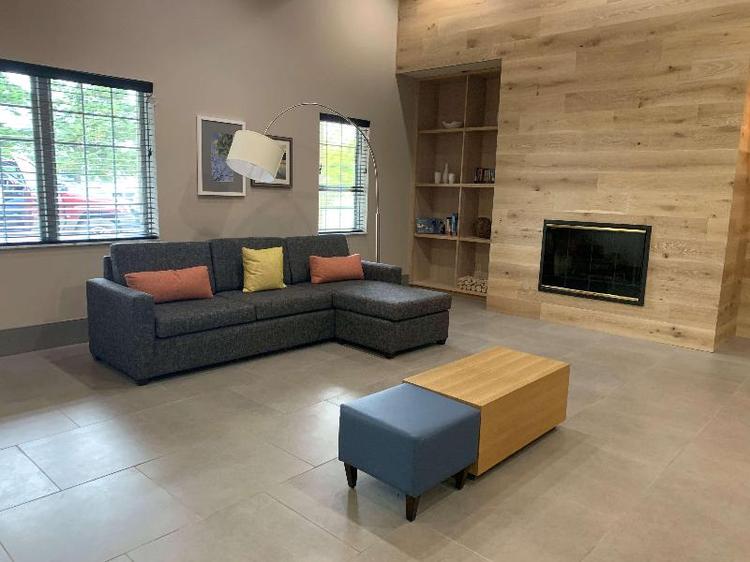 Portage Inn & Suites Kalamazoo