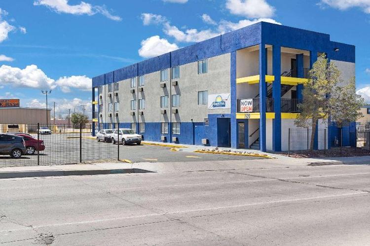 Days Inn by Wyndham Albuquerque I-25