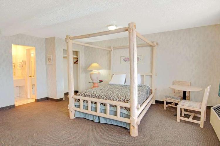 Tree Inn & Suites Albuquerque
