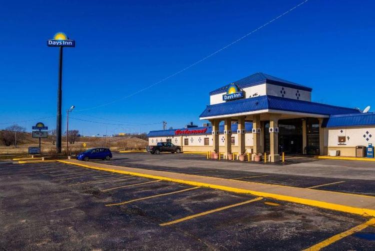 Days Inn by Wyndham Clinton OK