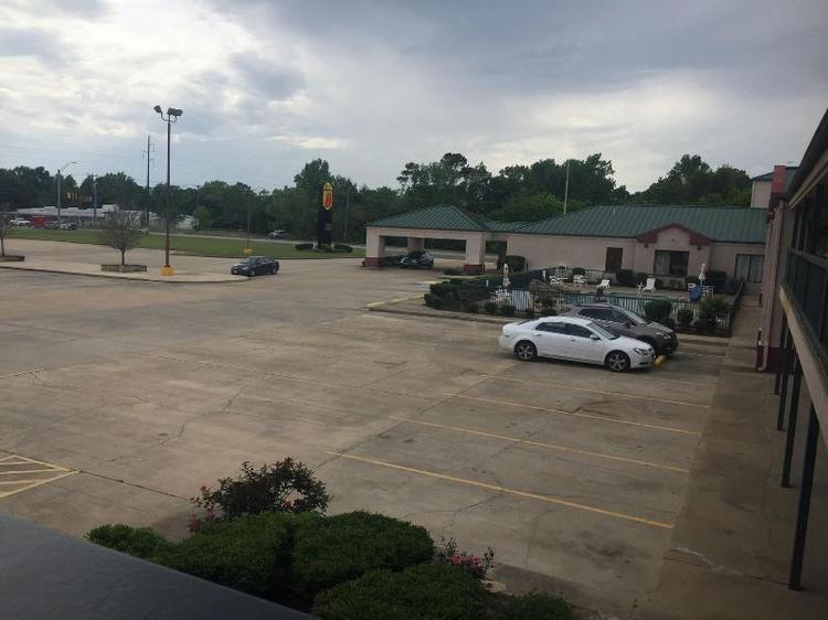 Super 8 by Wyndham Jasper TX