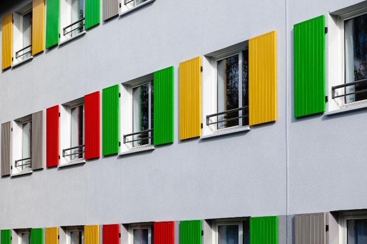 Hotel Full Colors