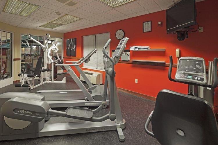 Country Inn & Suites by Radisson, Milwaukee West (