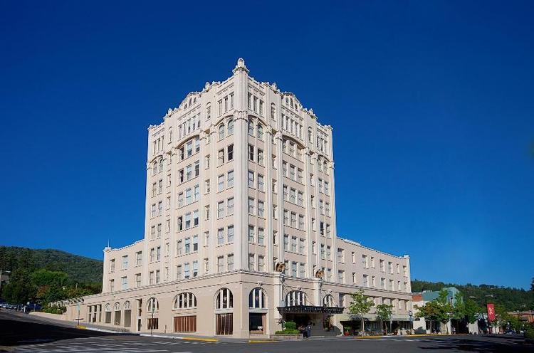 Ashland Springs Hotel