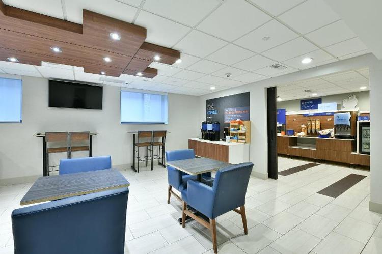 Country Inn & Suites by Radisson Staten Island