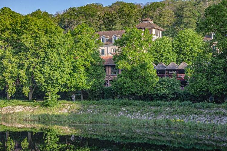 Les Etangs De Corot