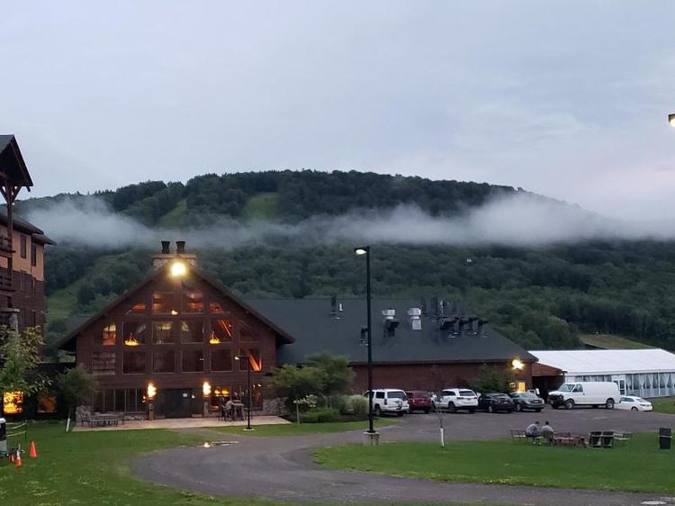 Hope Lake Lodge