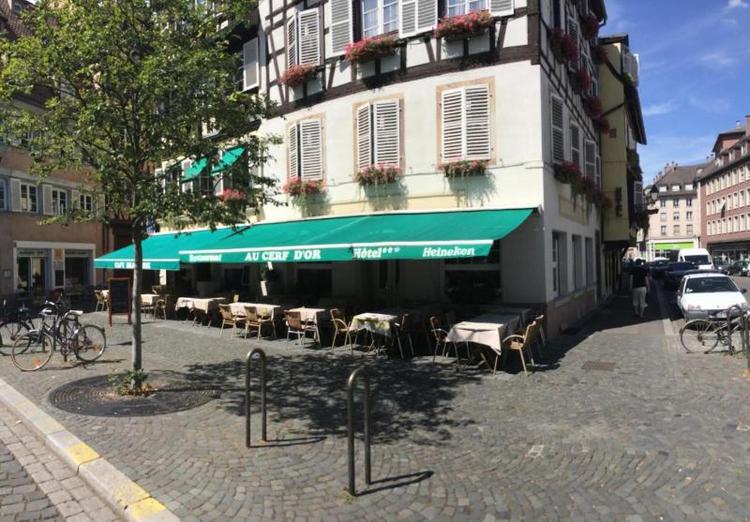 Logis Hotel Au Cerf D'Or