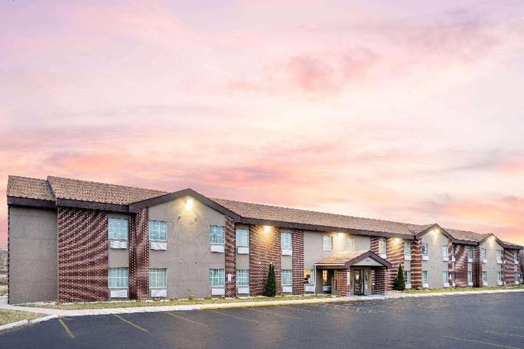 Baymont by Wyndham Beloit