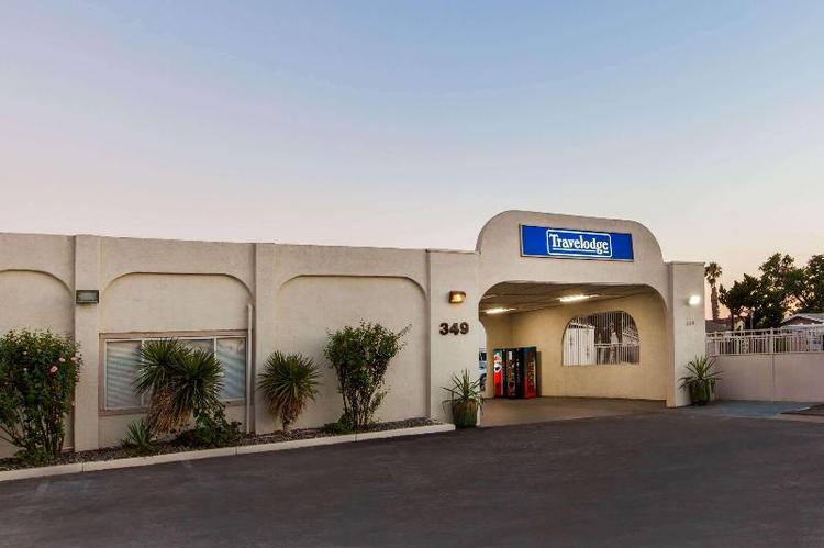 Travelodge by Wyndham Los Banos CA