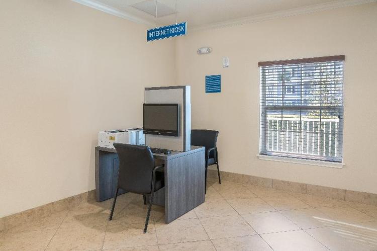 Holiday Inn Club Vacations Orlando Breeze Resort
