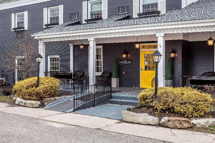 Aurora Inn Hotel & Event Center, Ascend collection