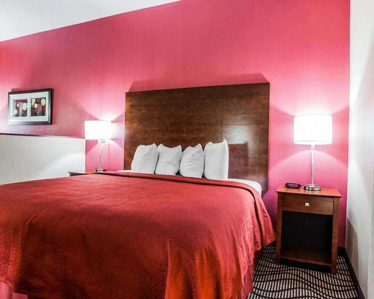 Quality Inn & Suites Altoona Des Moines