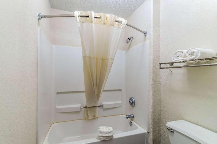 Quality Inn & Suites Canton Canton area