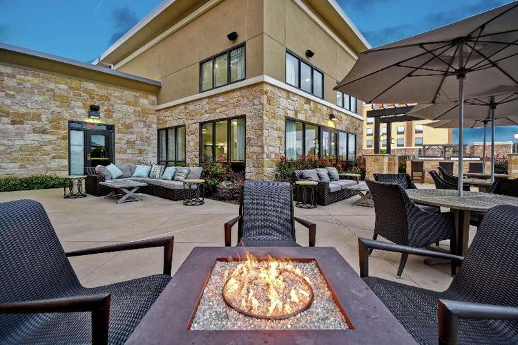 Homewood Suites by Hilton Dallas/Arlington South