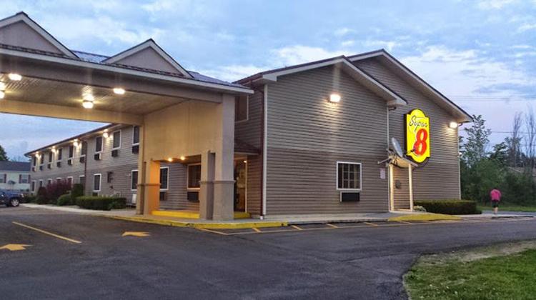Super 8 by Wyndham Pulaski