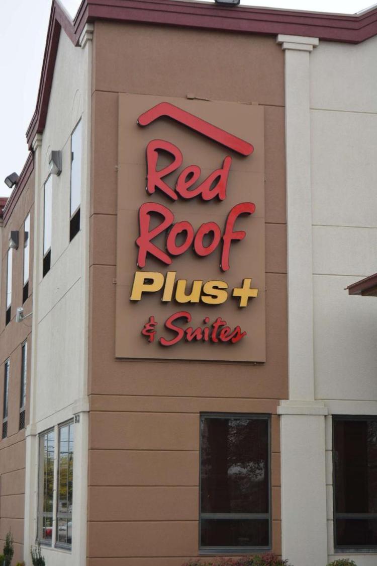 Red Roof PLUS+ & Suites Chattanooga - Downtown