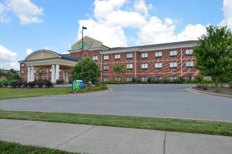 Holiday Inn Express and Suites Bridgeport
