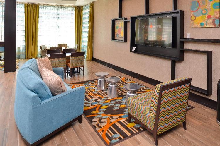Holiday Inn Express and Suites Austin South