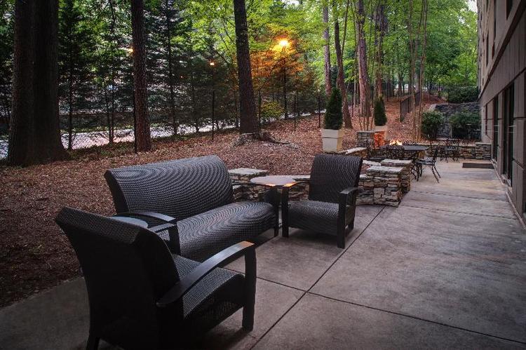 Holiday Inn Express and Suites Atlanta Buckhead