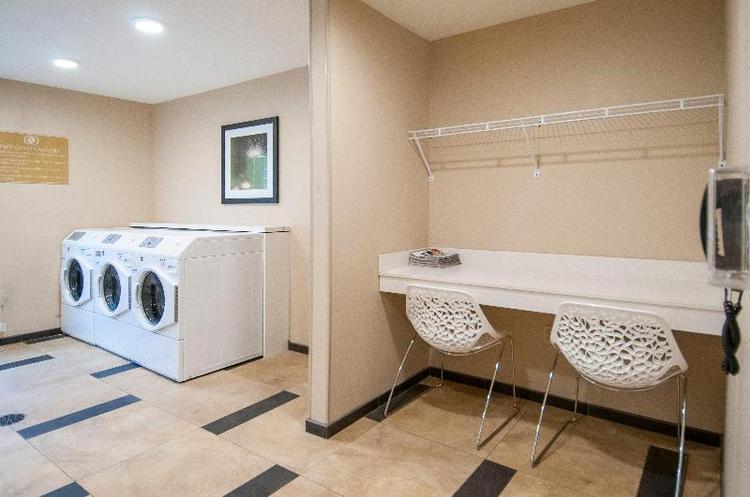 Candlewood Suites Baton Rouge College Drive