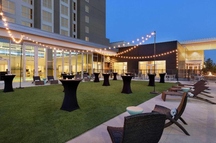 Embassy Suites by Hilton Denton Convention Center
