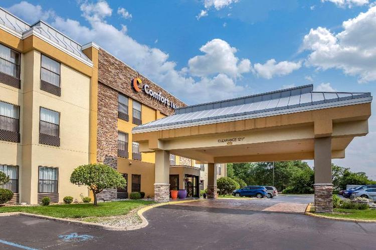 Comfort Inn Wings Stadium