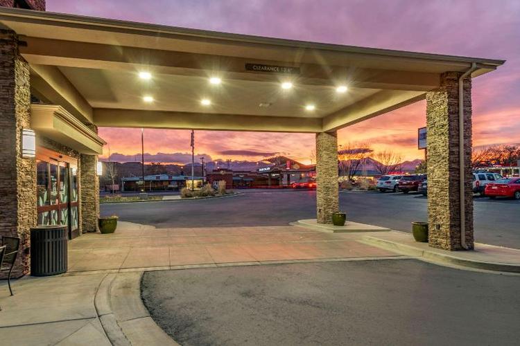 MainStay Suites Moab Near Arches National Park