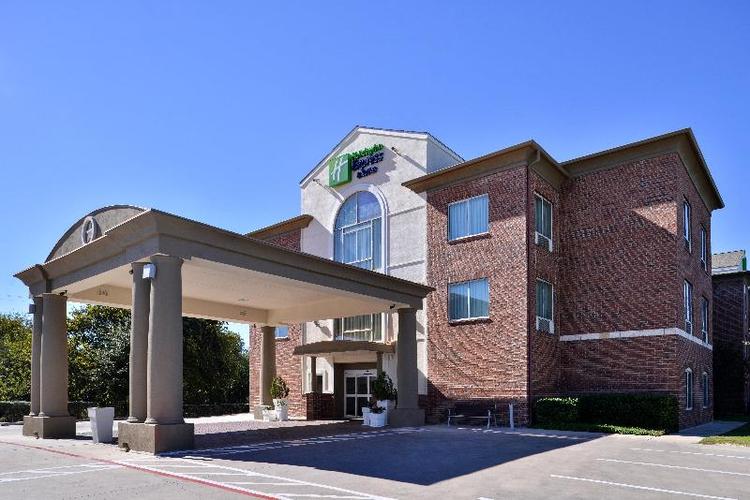 Holiday Inn Express Hotel & Suites San Antonio