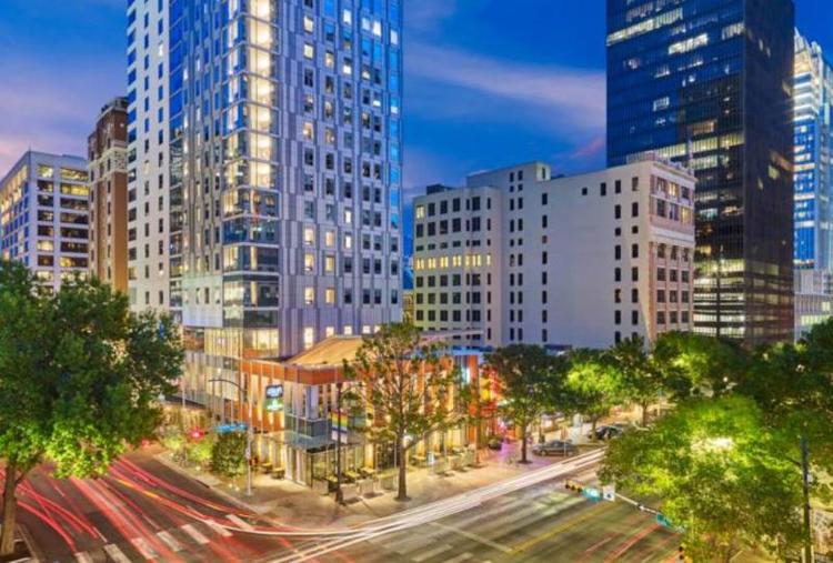 Aloft Austin Downtown