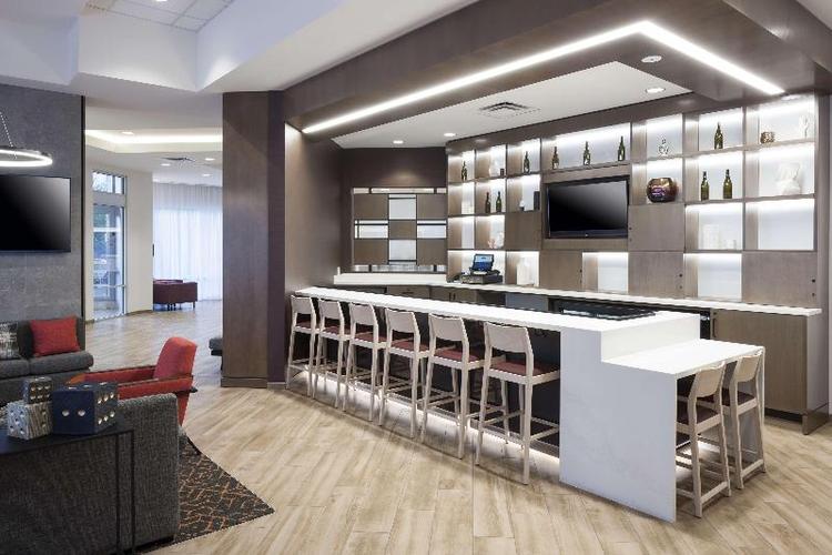 Hampton Inn & Suites Phoenix Downtown