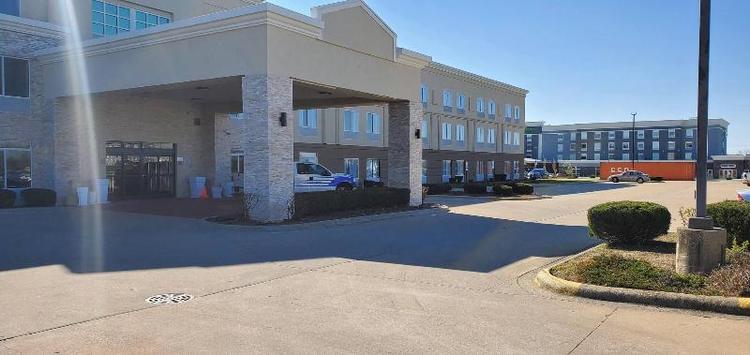 Comfort Inn & Suites Decatur Forsyth
