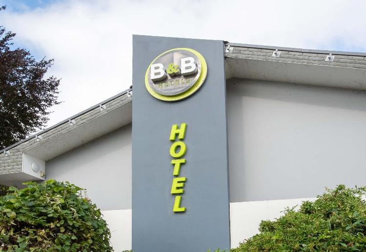 B&B HOTEL LOUVECIENNES