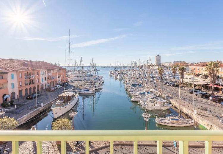 B&B HOTEL MARTIGUES Port de Bouc