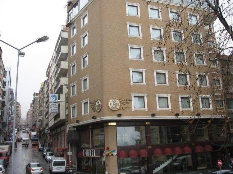Funda Hotel