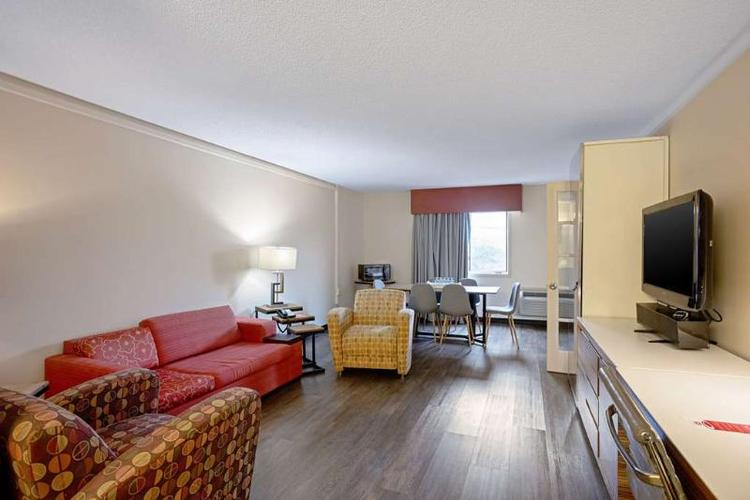 Quality Inn Frontier at U.S. Hwy 30