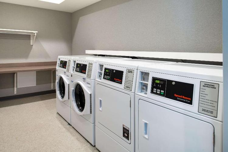 Home2 Suites by Hilton Tampa Downtown Channel Dist