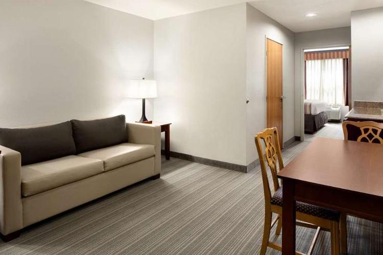 Country Inn & Suites by Radisson, Columbus West, O